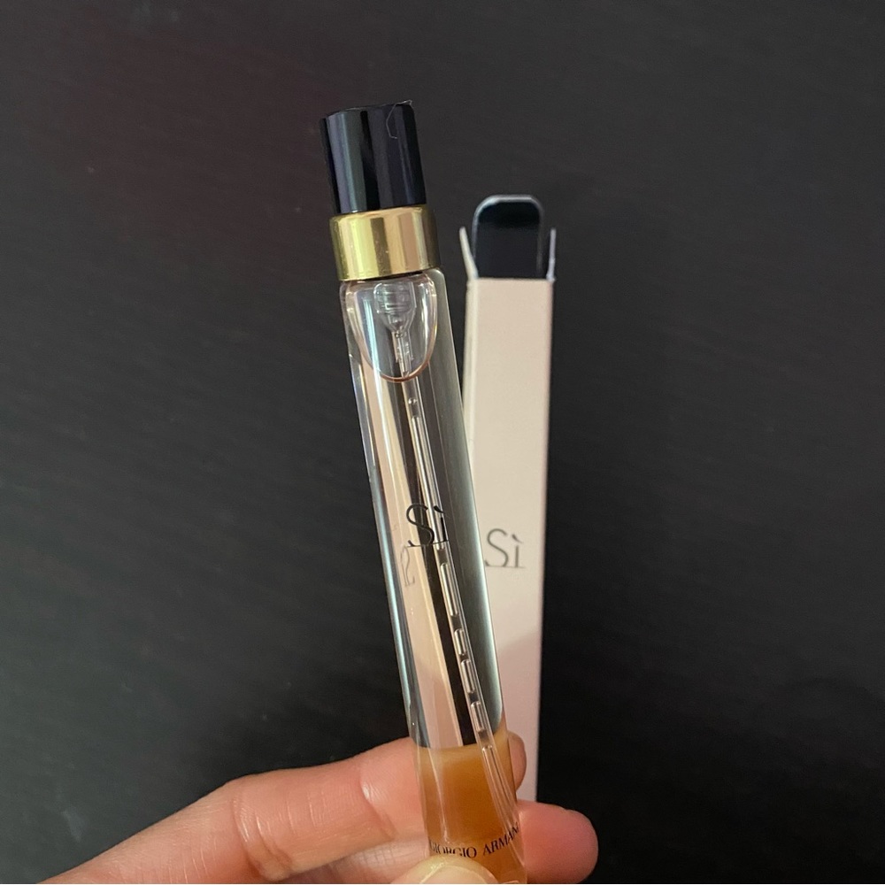 Sì Giorgio Armani Perfume! (travel size)